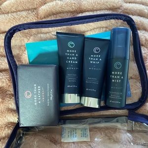 Monat bag